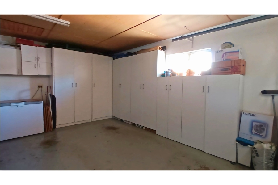 4 Bedroom Property for Sale in Blue Bend Eastern Cape